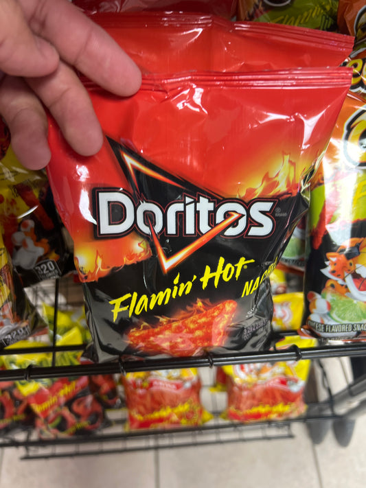Doritos Flamin hot medium bag