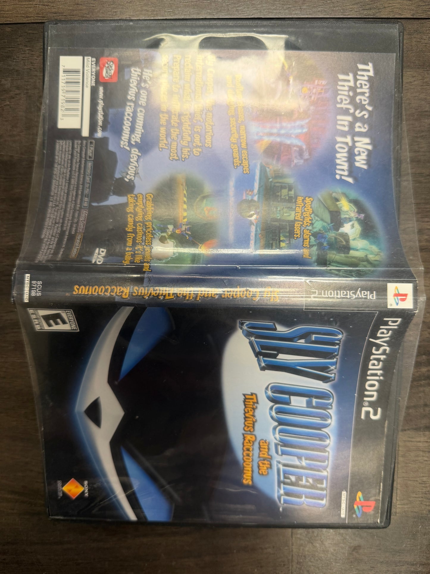 PlayStation2: Sly Cooper and the Thievius Racconnus